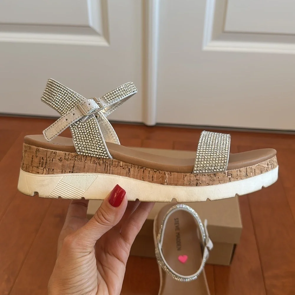 Steve Madden silver Rhinestone Wedge Kids Shoes size 4